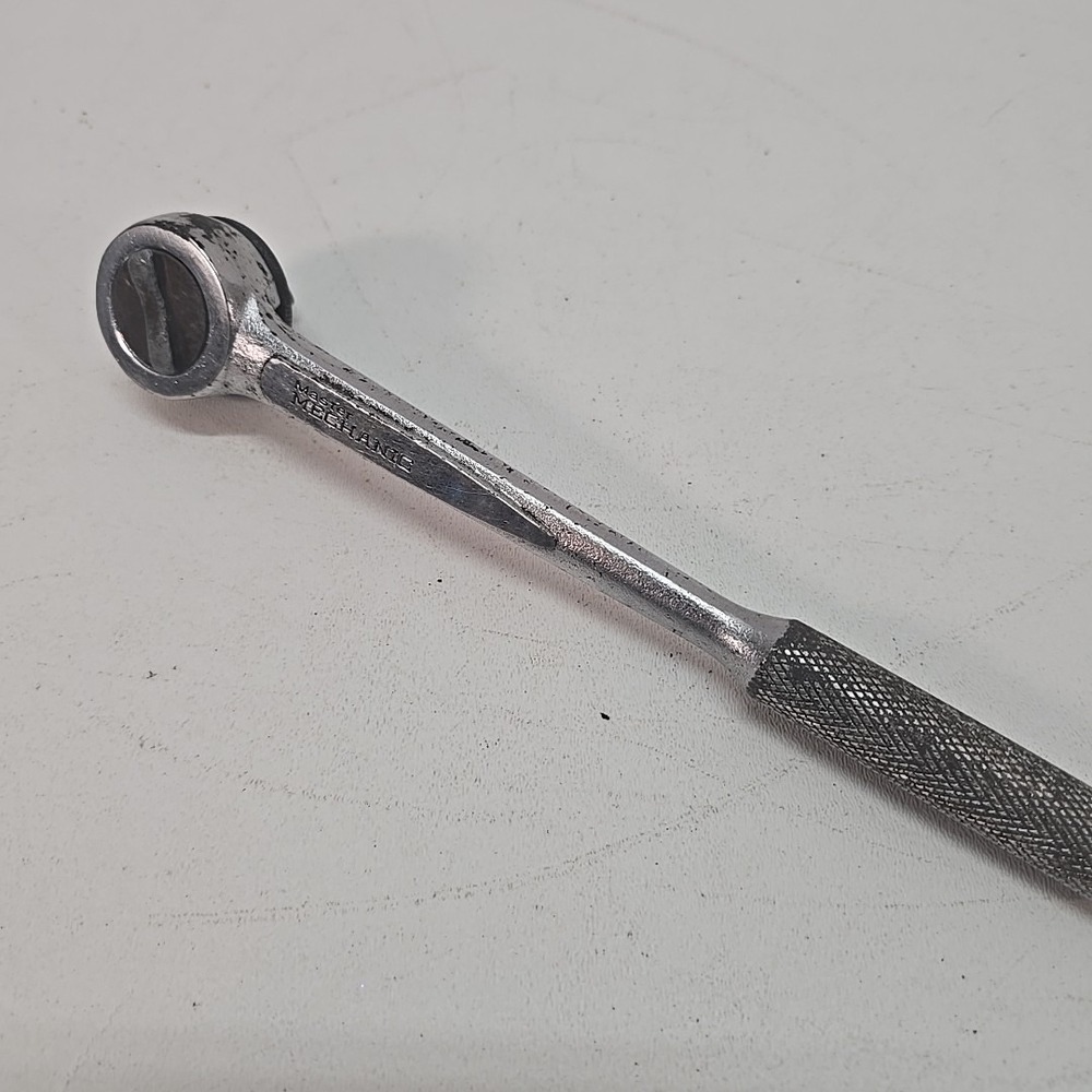 Master Mechanic T1660 USA‎ By Easco 1/2" Drive Ratchet